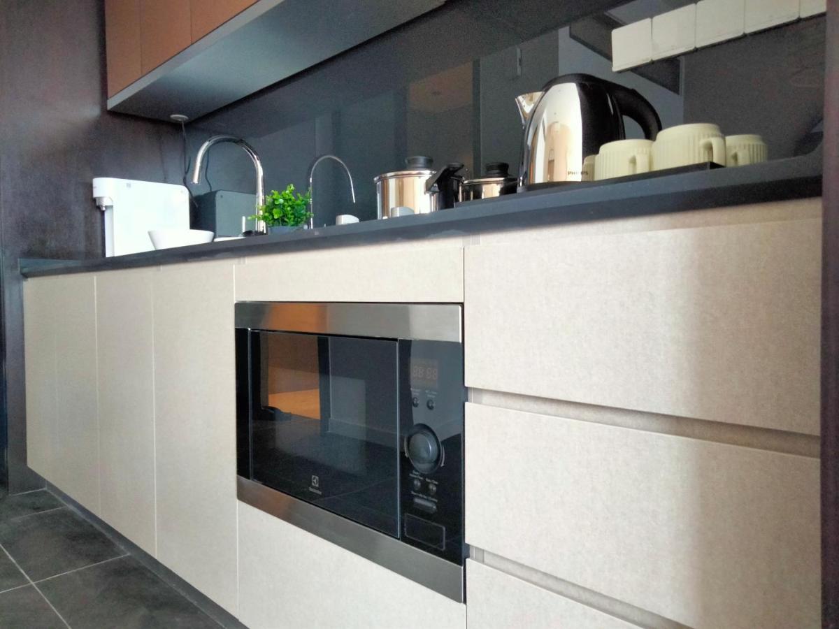 Scarletz Suites Klcc I Homebrickz Kuala Lumpur Eksteriør bilde