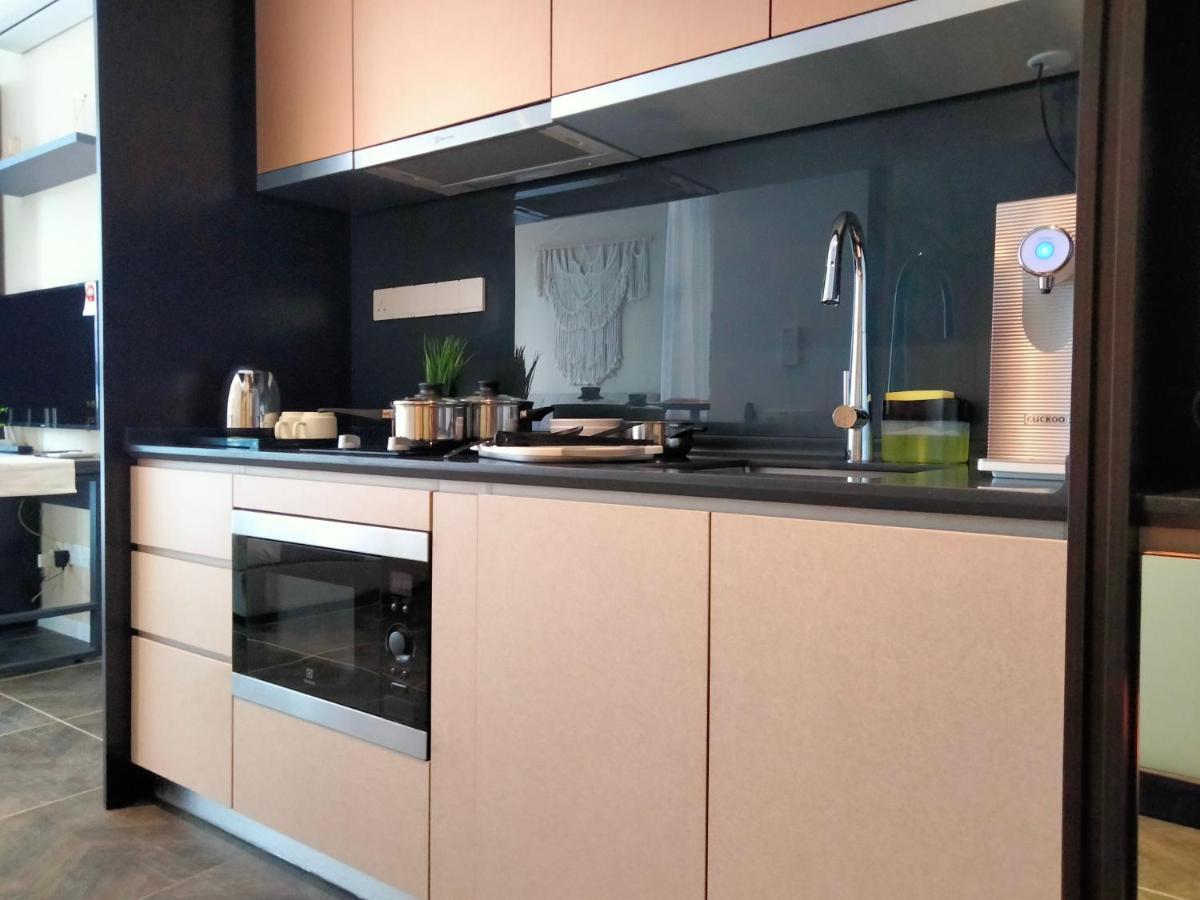 Scarletz Suites Klcc I Homebrickz Kuala Lumpur Eksteriør bilde