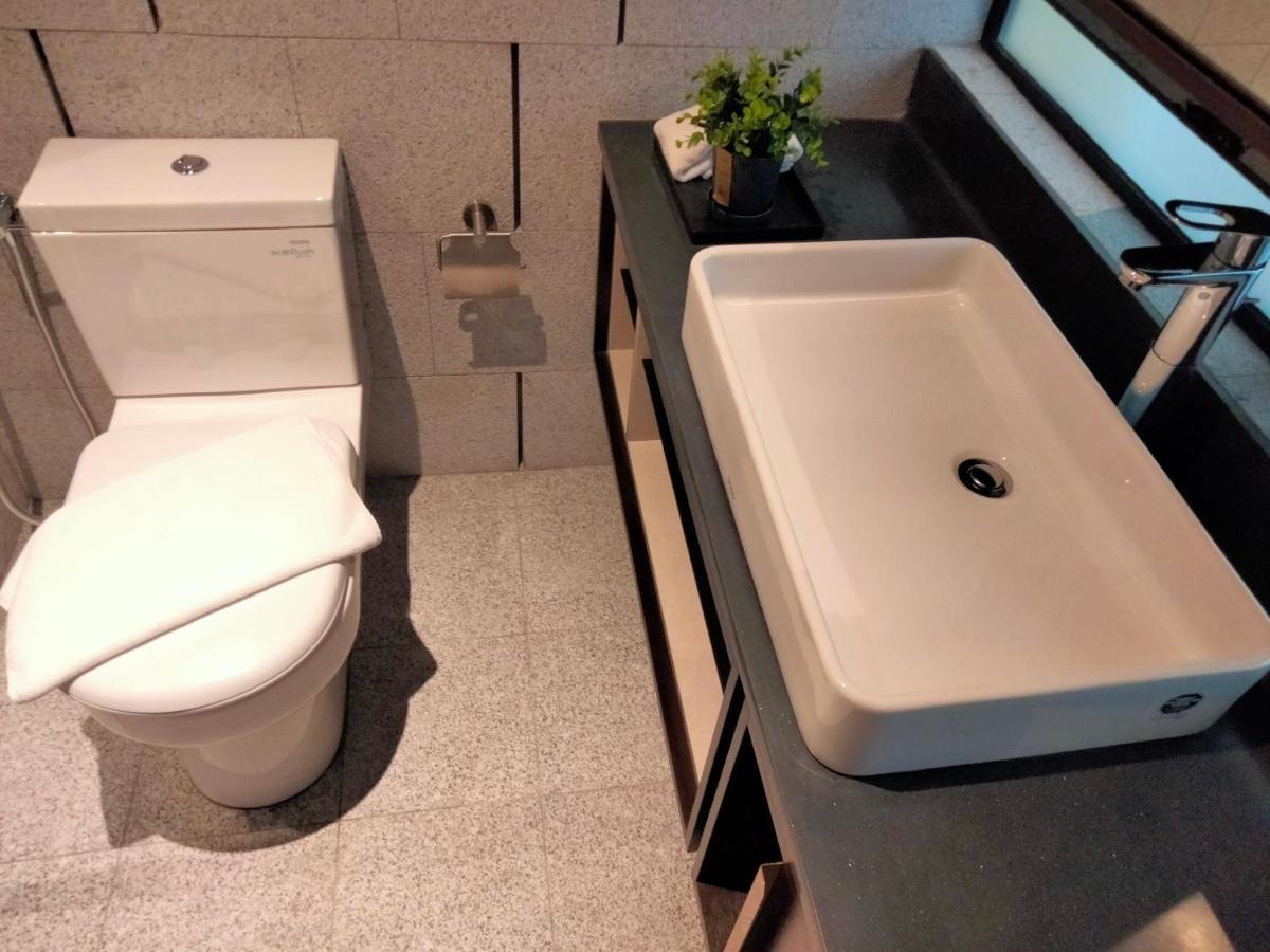 Scarletz Suites Klcc I Homebrickz Kuala Lumpur Eksteriør bilde